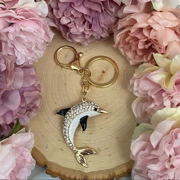 Black White & Gold Crystal Dolphin Charm Keychain - Picture 12 of 16